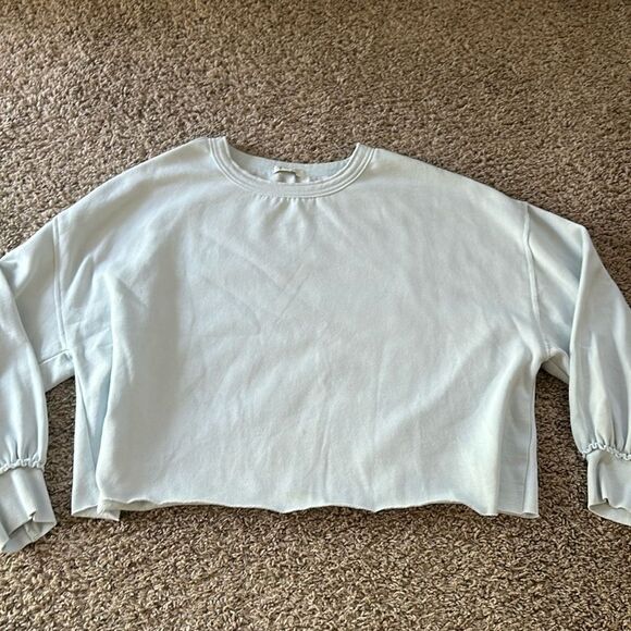Z Supply blue cropped sweatshirt. Size M - Picture 1 of 2